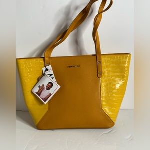 NWT F&W Lenox pebble grain croc Embossed Leather Tote Bag in Yellow